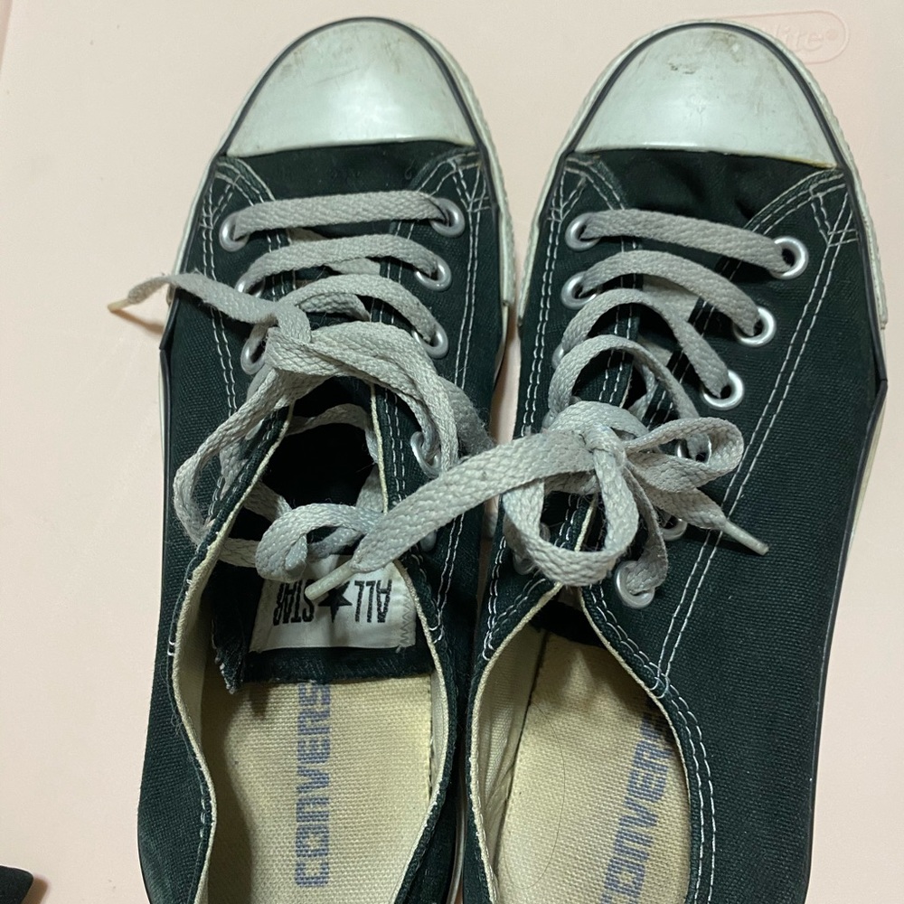 Converse - Picture 3 of 5